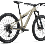 Giant Stance Almond