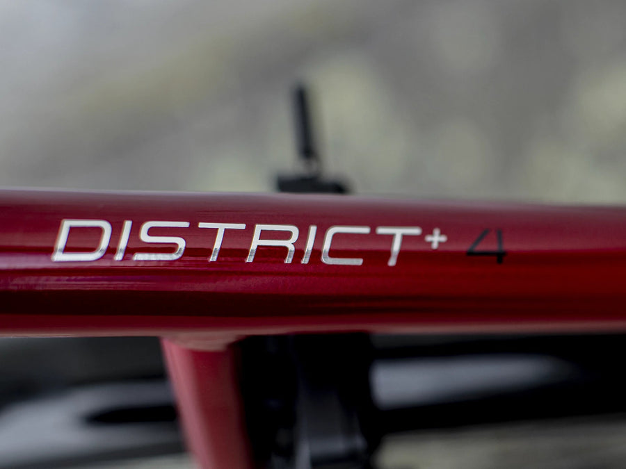 Trek District+ 4 Lowstep rød elcykel