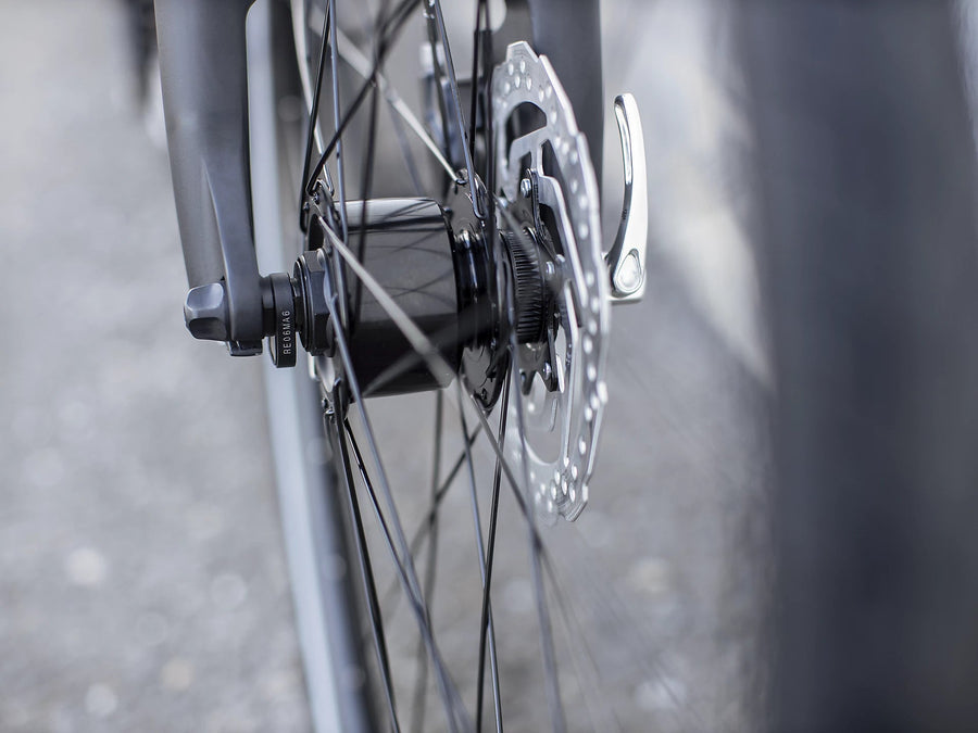 Trek Dual Sport 3 Eq grå Hybridcykel