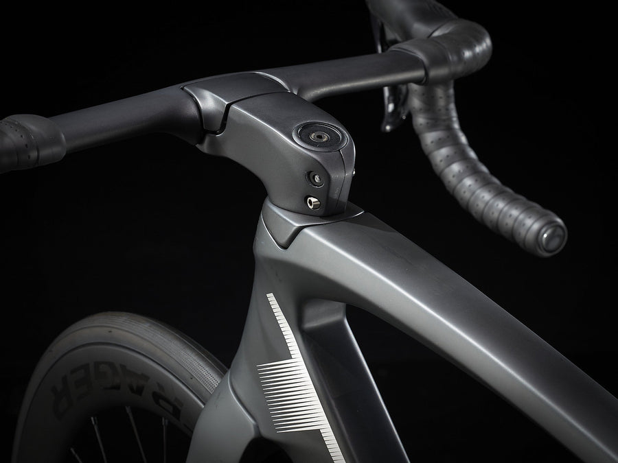 Trek Madone SLR 7 Matte Deep Smoke Gen 6